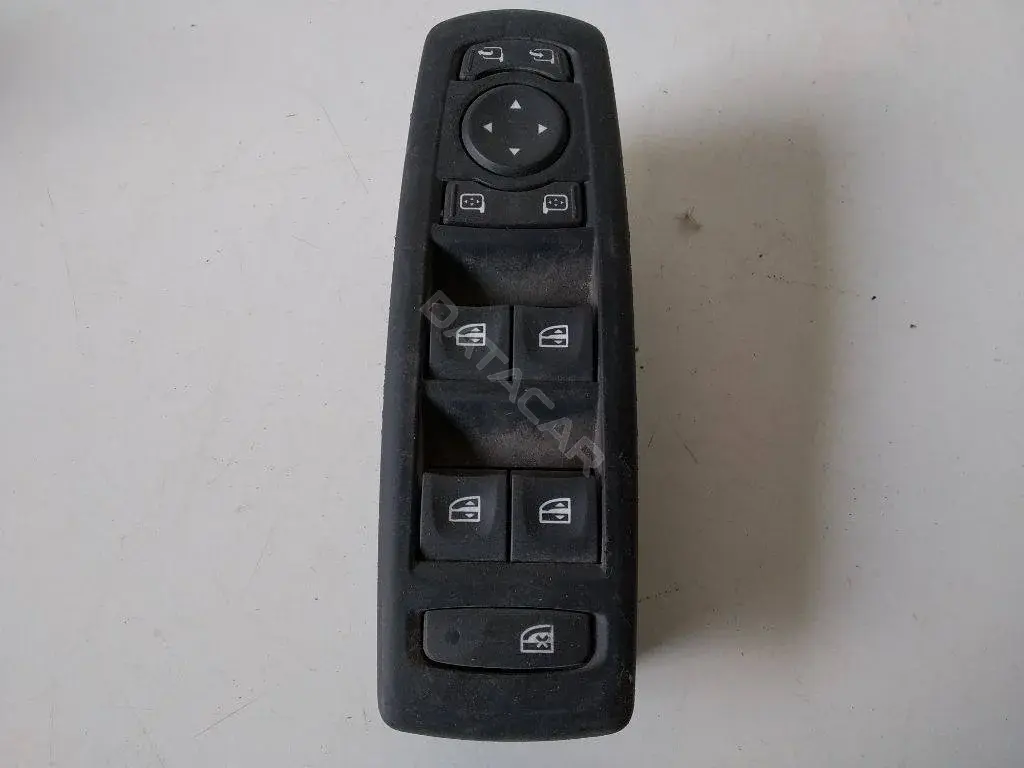 Блок управления стеклоподъемниками 809610006R
