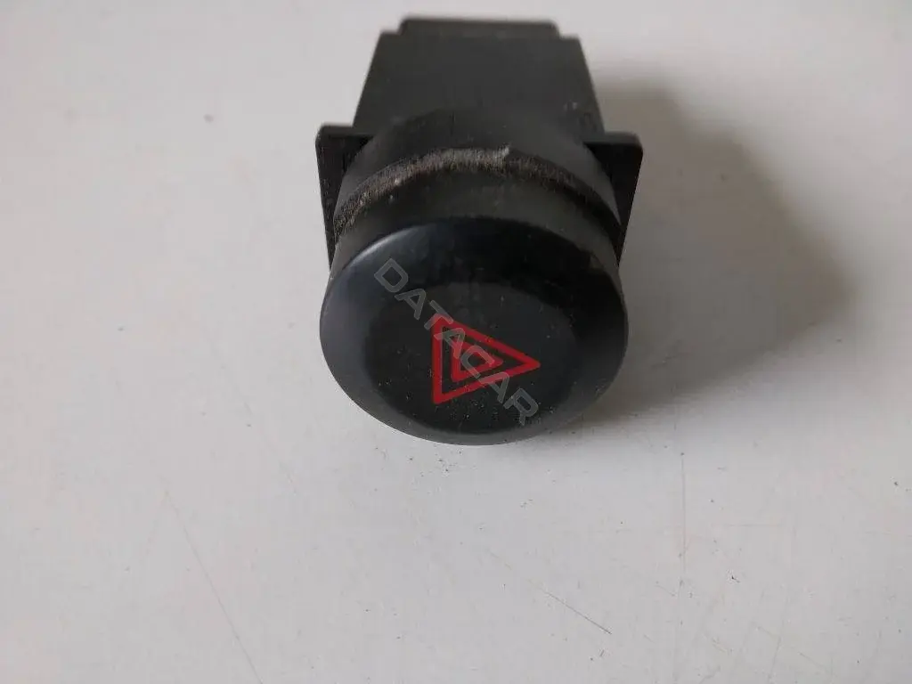 Кнопка аварийки 864W0140