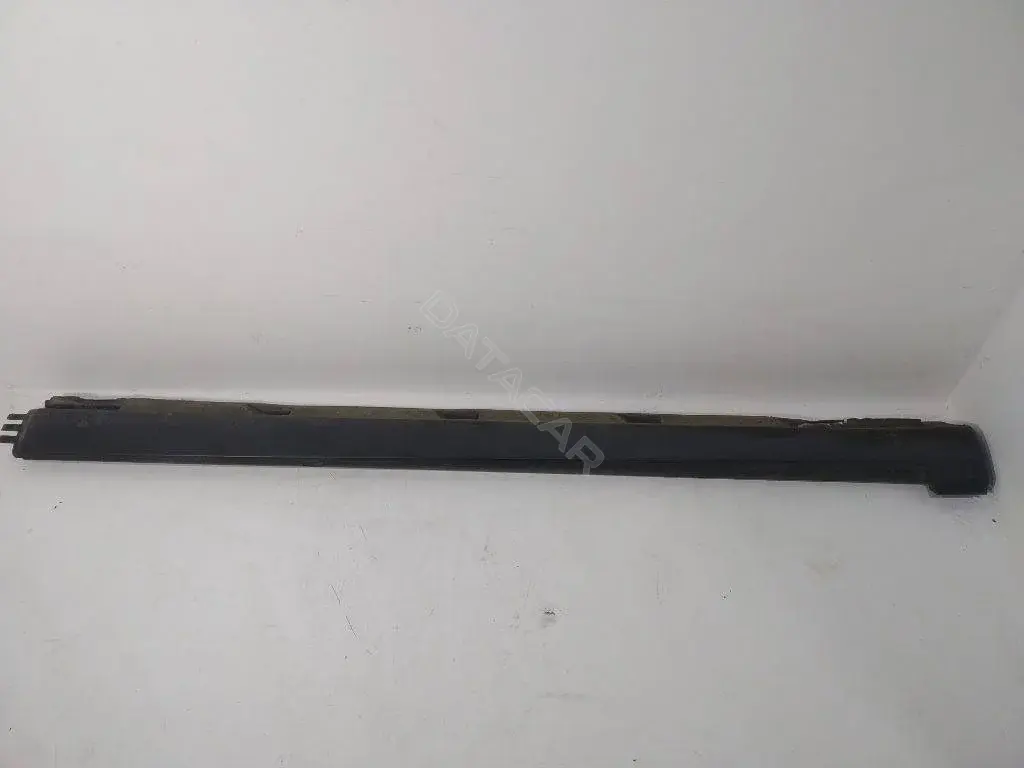 Накладка на порог 3C0853855