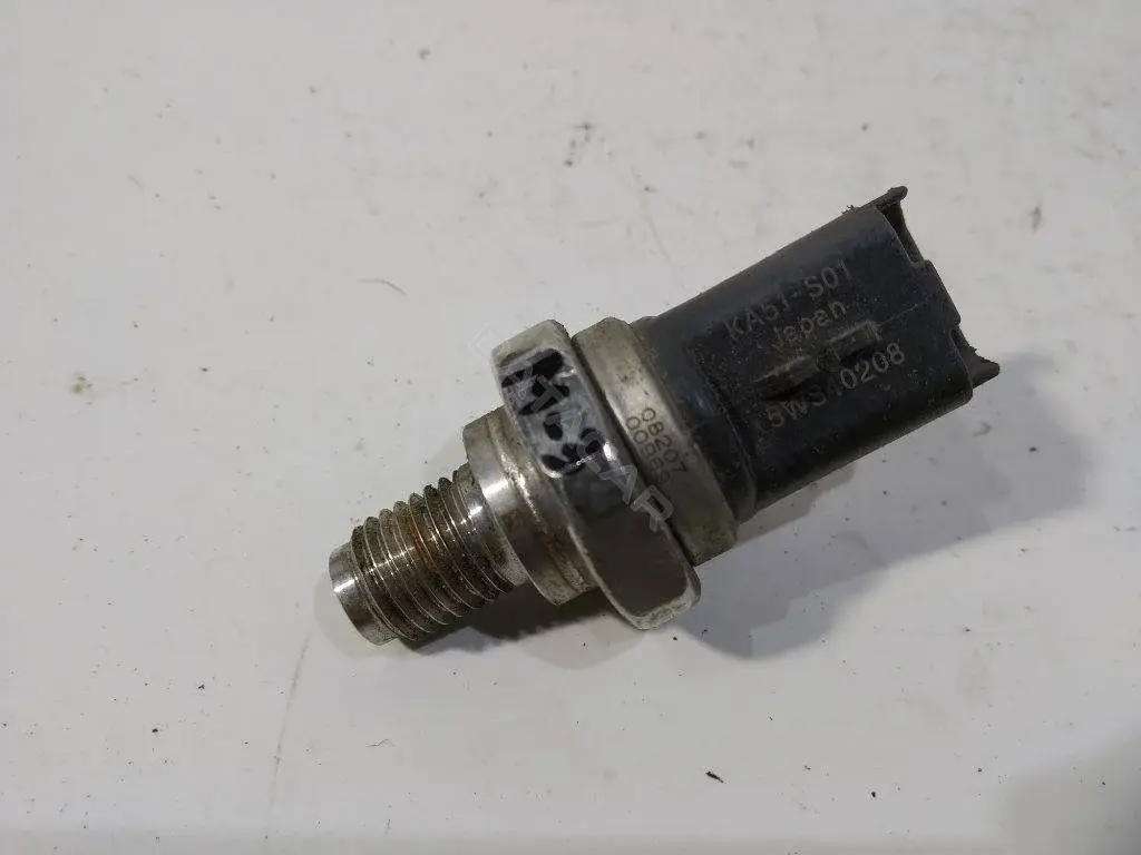 Регулятор давления топлива 5WS40208