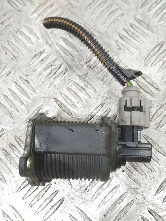 Клапан ЕГР 8200270539