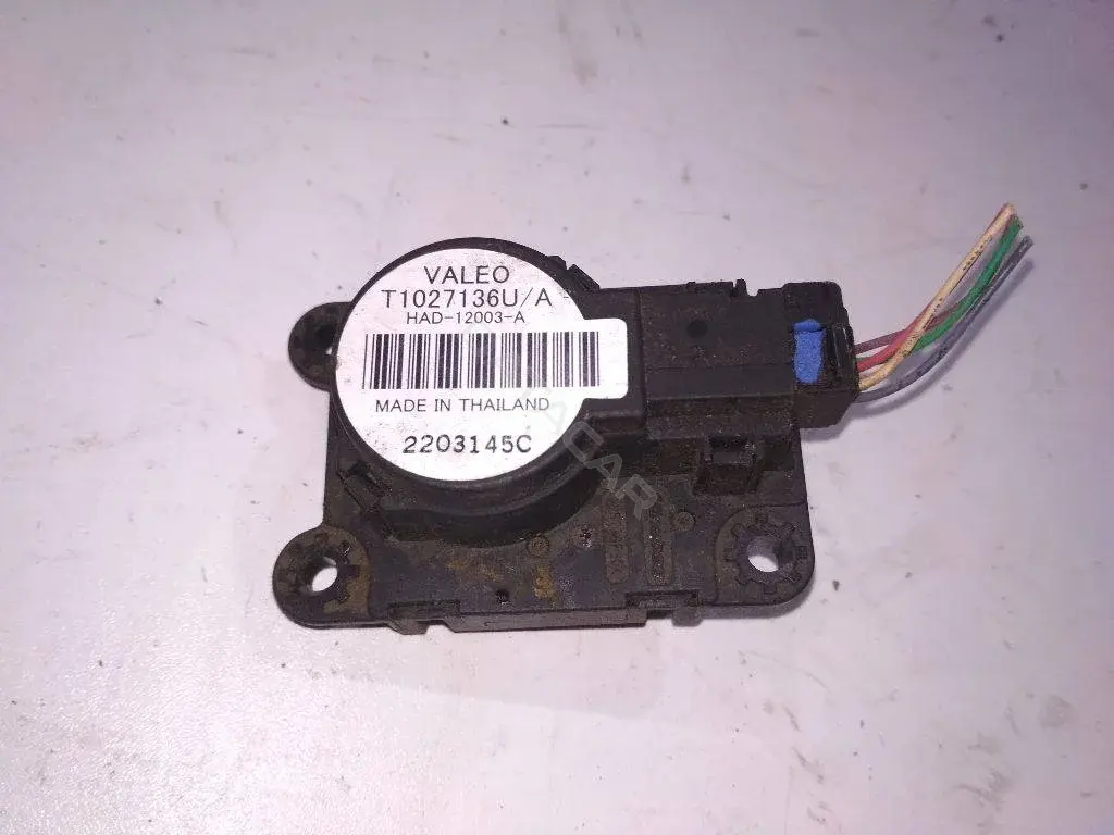 Мотор заслонки печки T1027136U