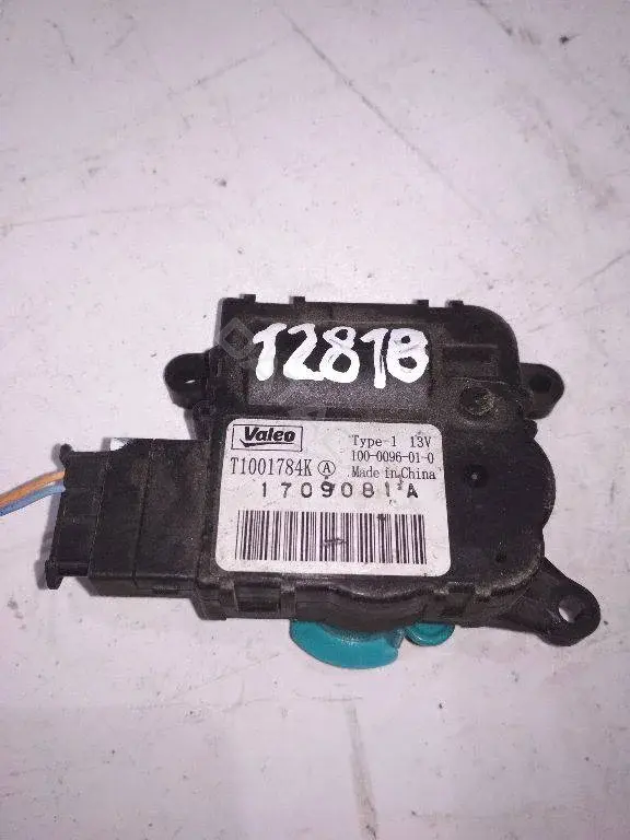 Мотор заслонки печки T1001784K