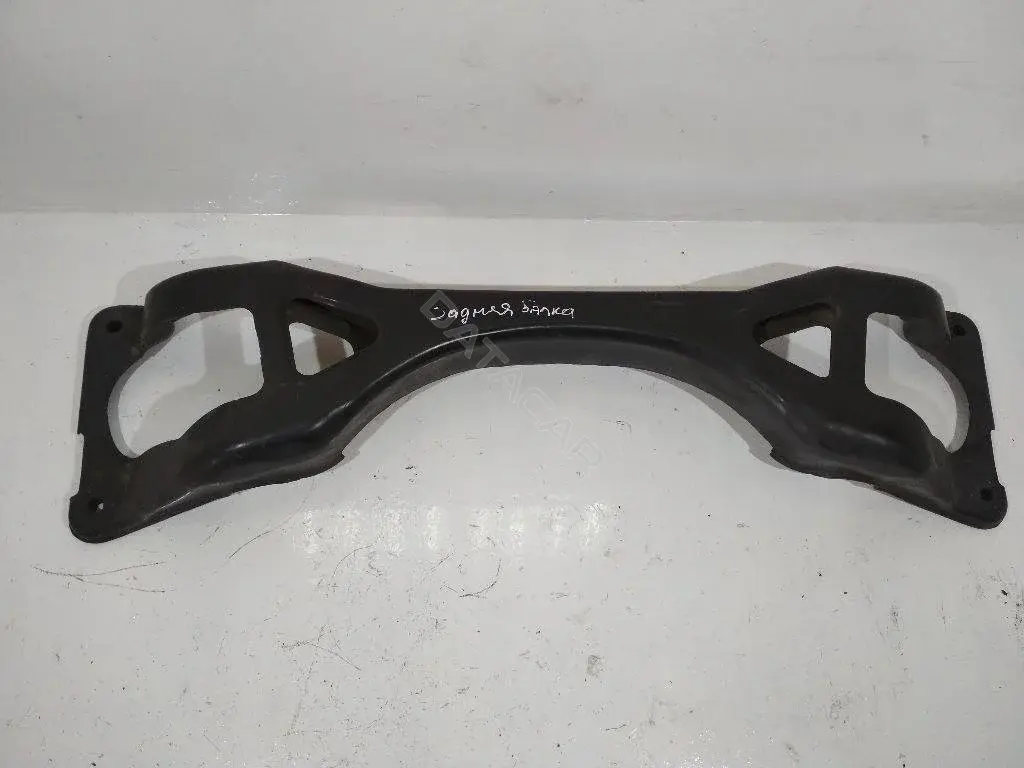 Балка подвески 7L0512309