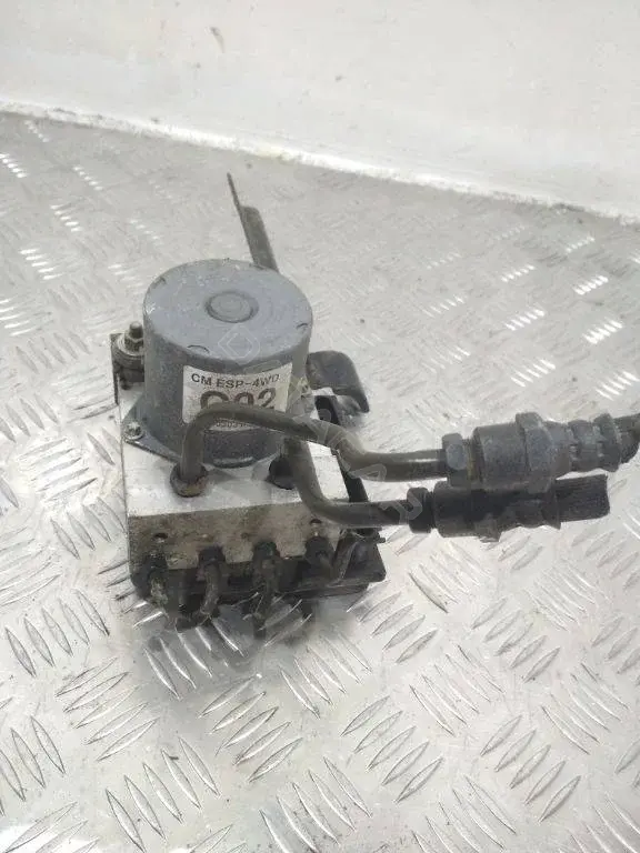 Блок управления АБС 589102V850