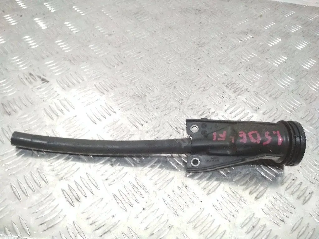 Маслозаливная горловина 8200722806