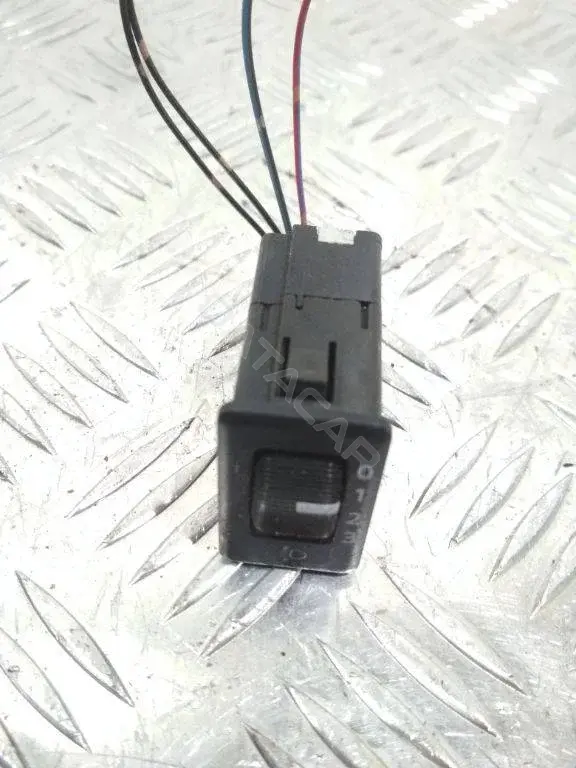 Кнопка корректора фар G2311