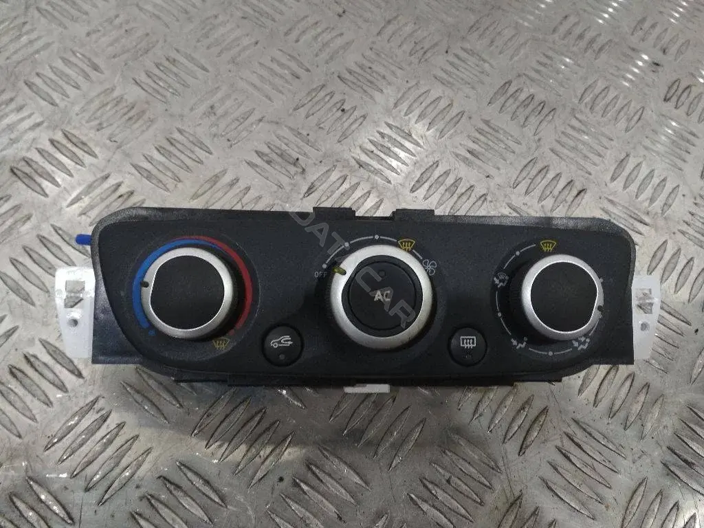 Блок управления климат-контролем T1001786G