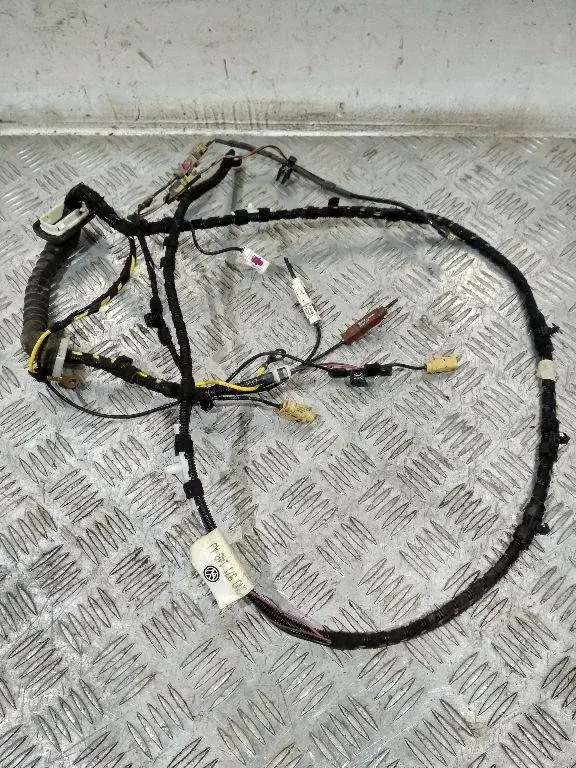 Проводка крышки багажника 5N0971148AJ