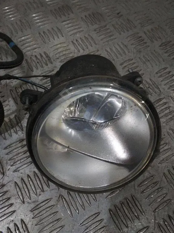 Противотуманные фары 261509865R