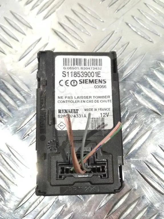 Замок зажигания 8200074331, SIEMENS