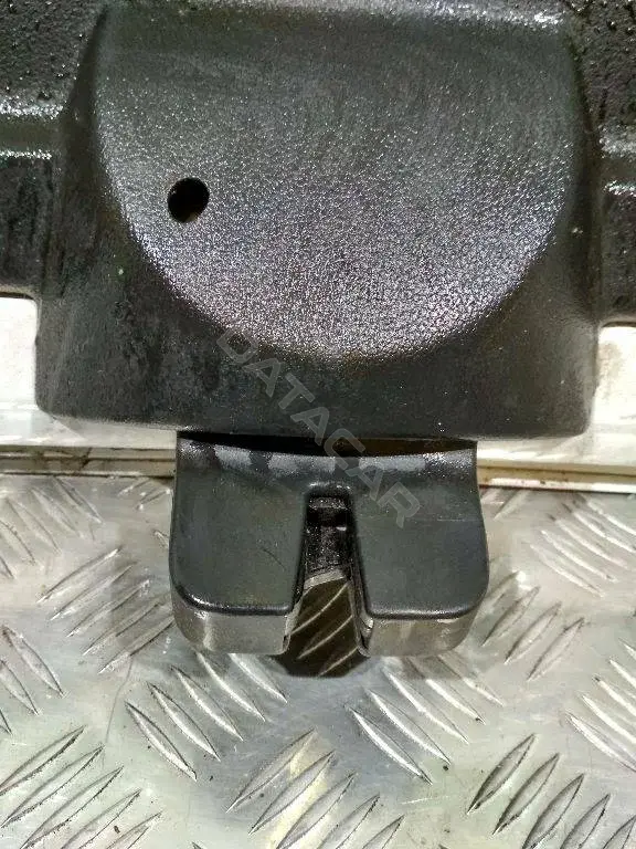 Замок крышки багажника 8R0827505A