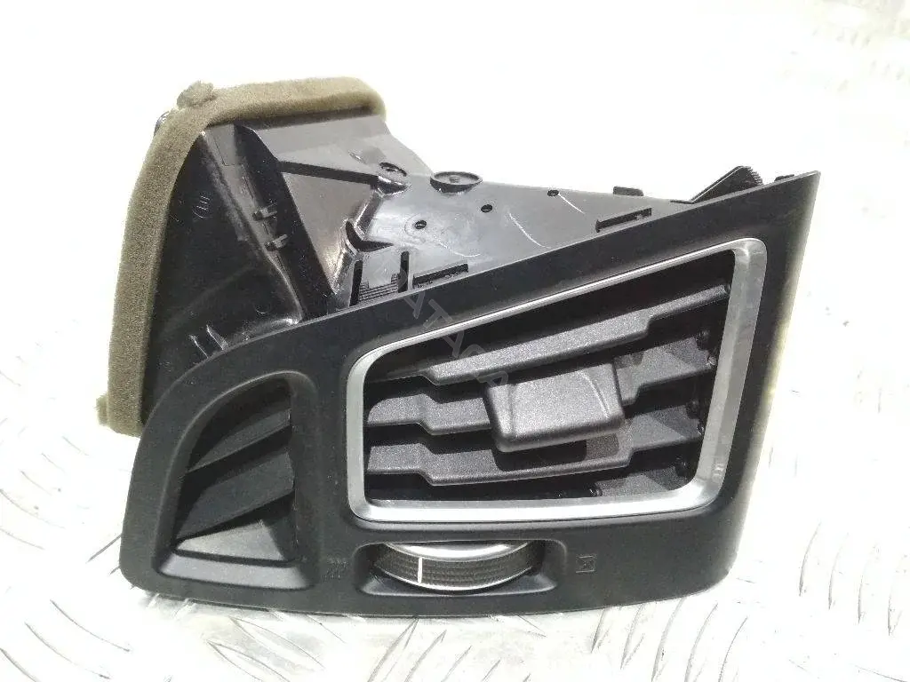 Дефлектор обдува салона F1CBR018B09ABW