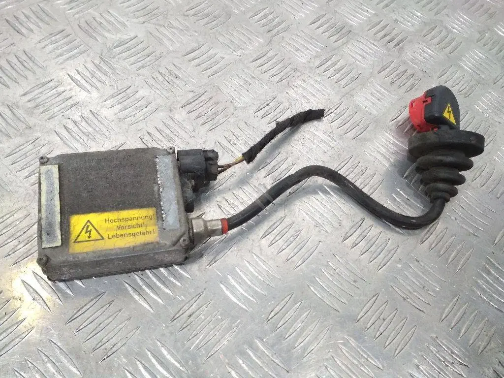 Блок розжига ксенона 5DV007760-05
