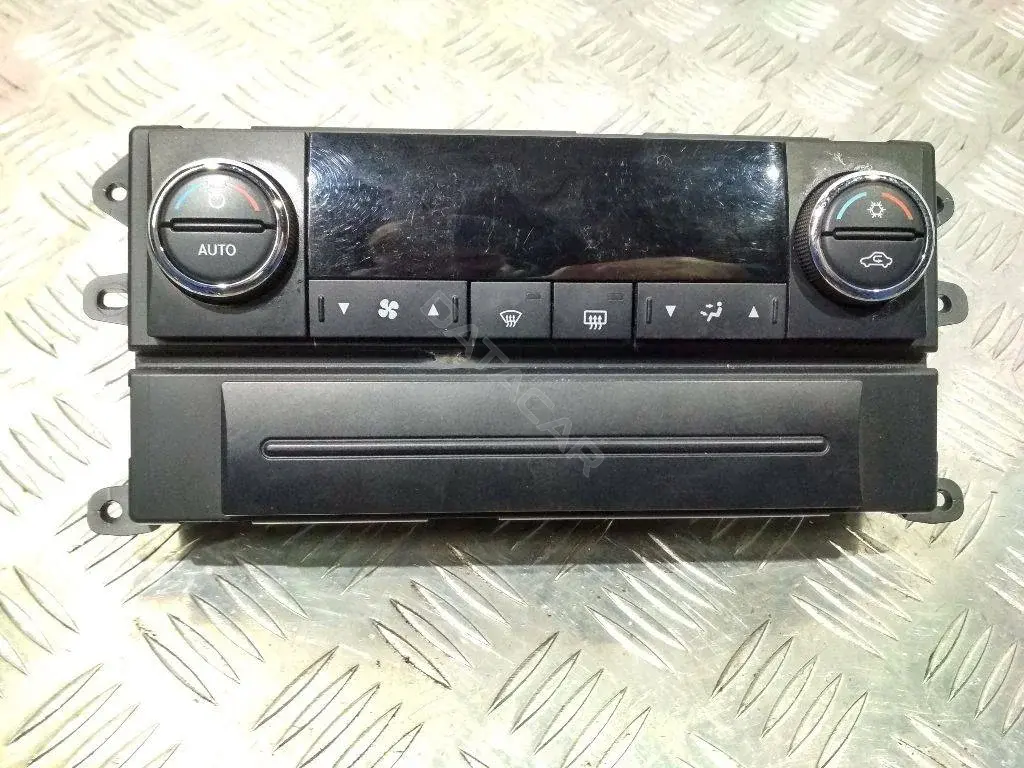 Блок управления климат-контролем P55111895AE