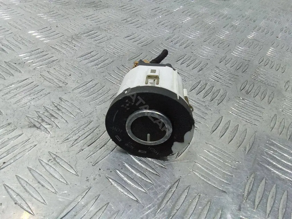 Кнопка переключения режимов подвески 7L6941435