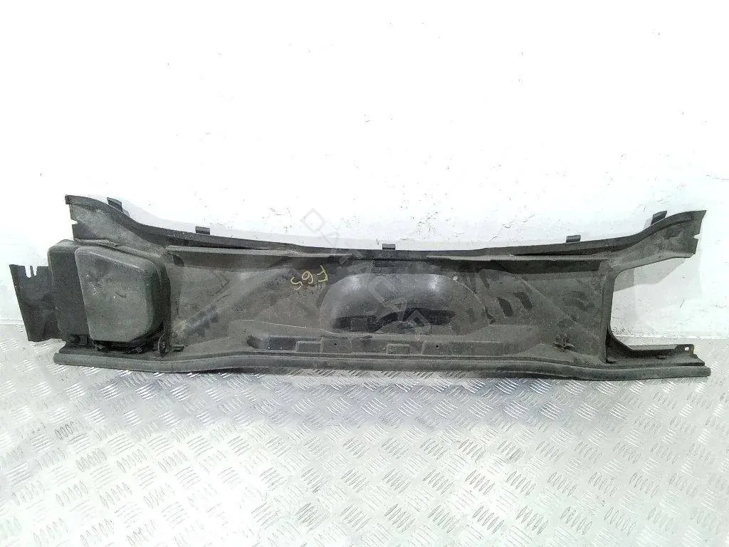 Крышка корпуса салонного фильтра 64316924277