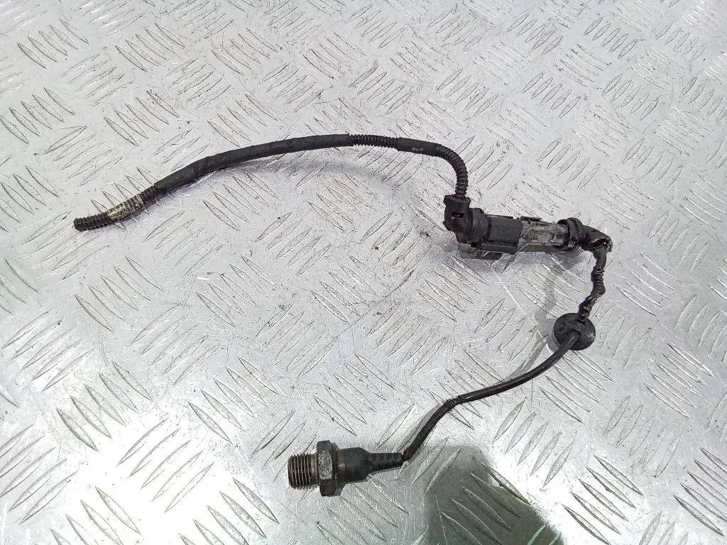 Датчик давления масла 9670363580