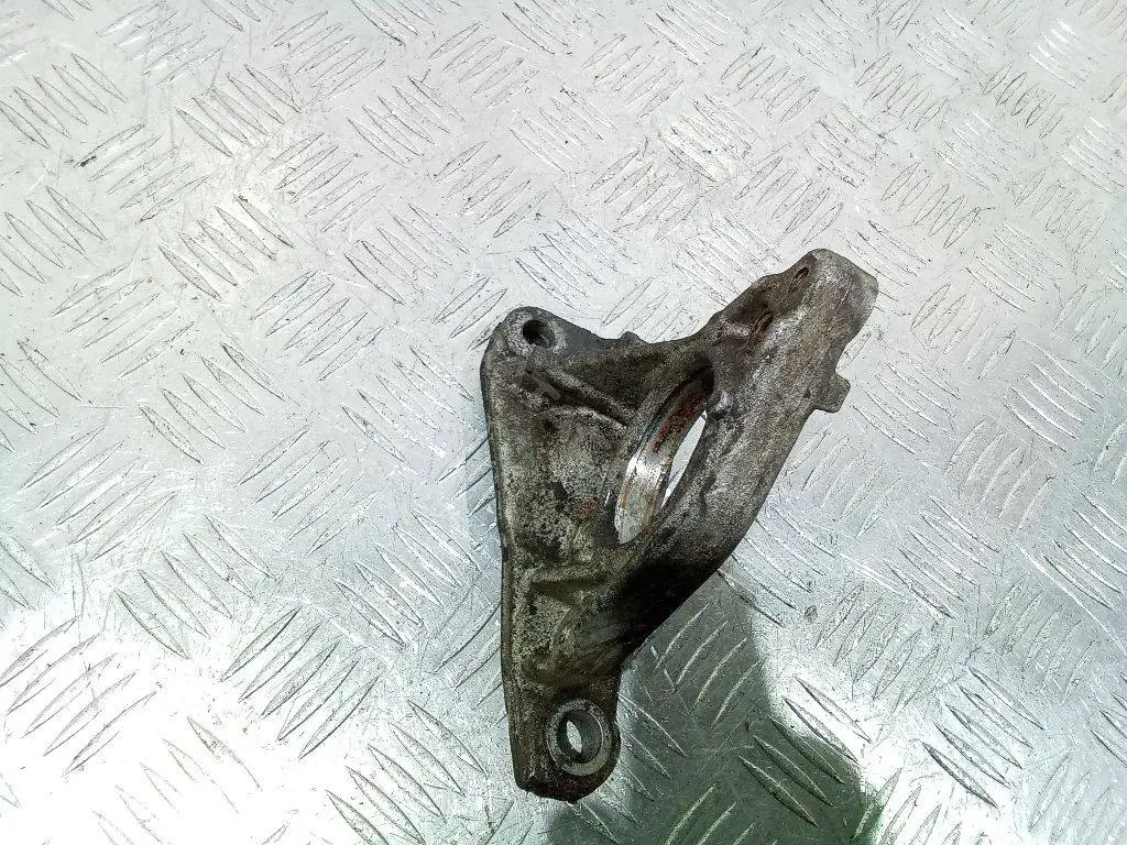Кронштейн полуоси 187335, 342910469C