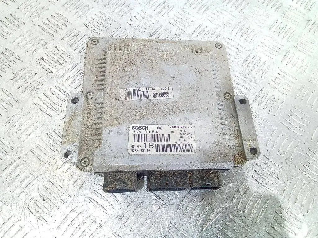 Блок управления двигателем 9652184280