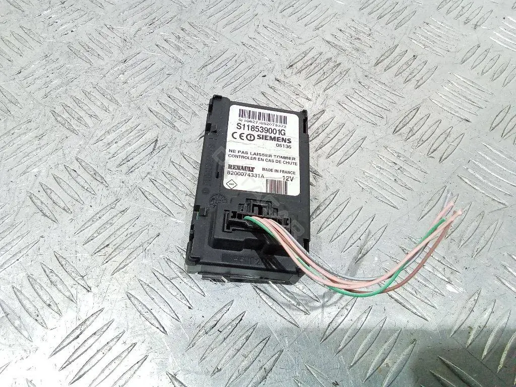 Замок зажигания 8200074331