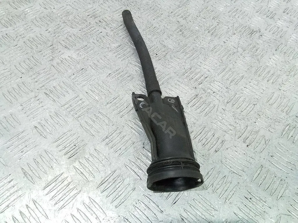 Маслозаливная горловина 8200722806