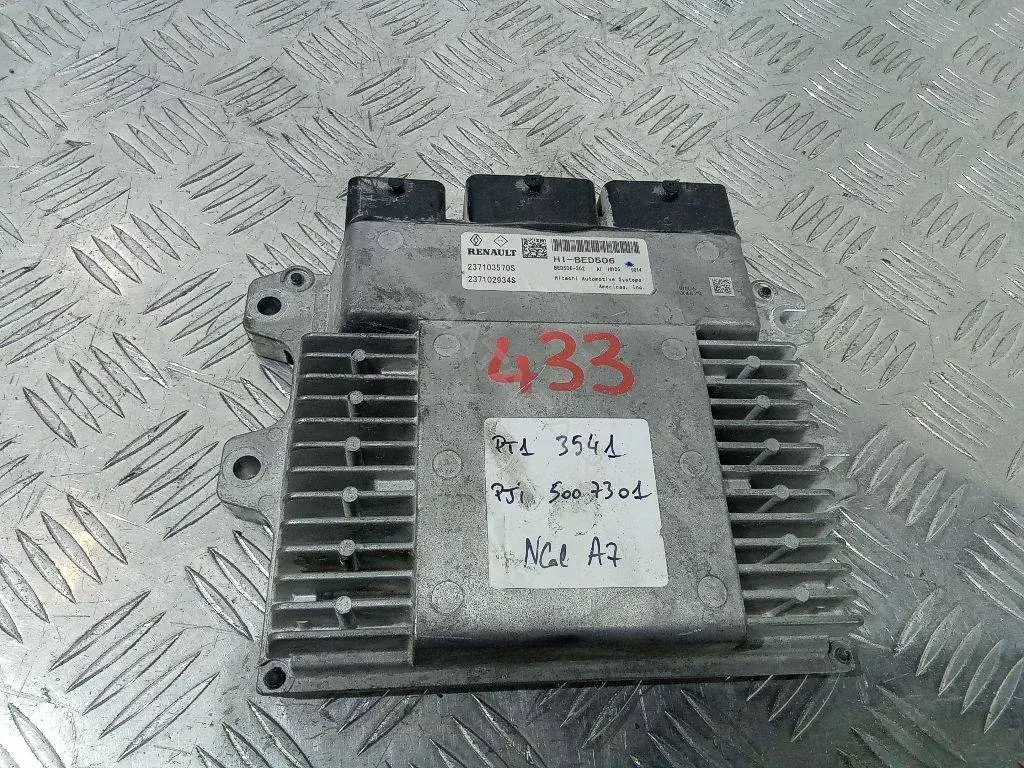 Блок управления двигателем 237102934S, 237103570S