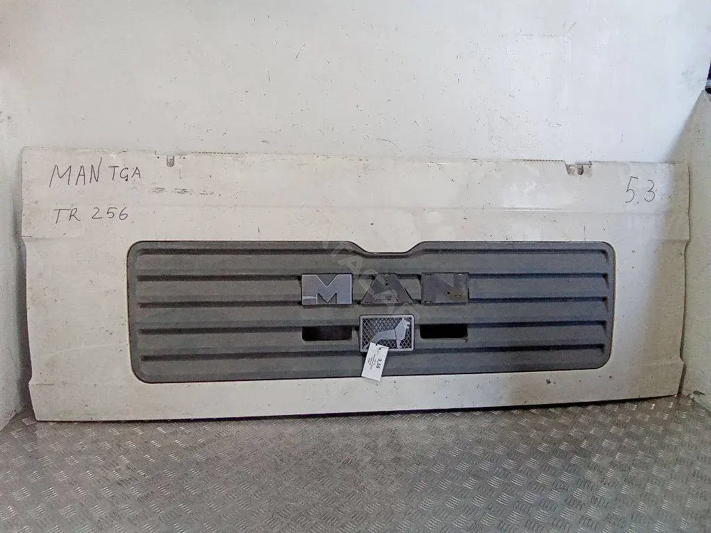 Капот 81611100053