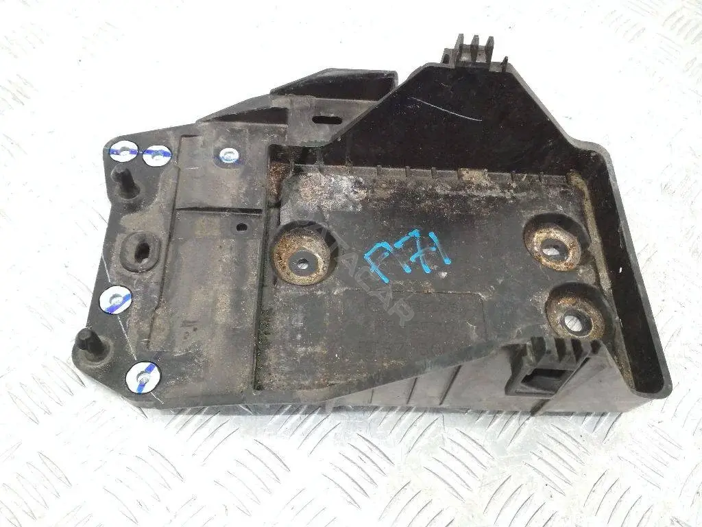 Полка аккумулятора BJS756041