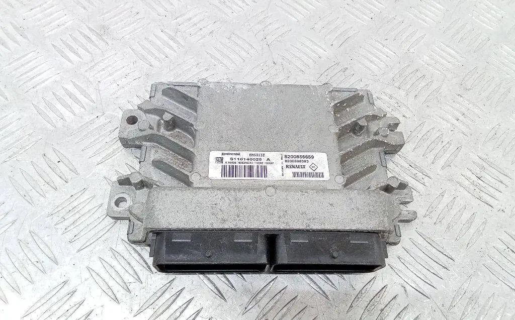 Блок управления двигателем 8200598393, 8200856659