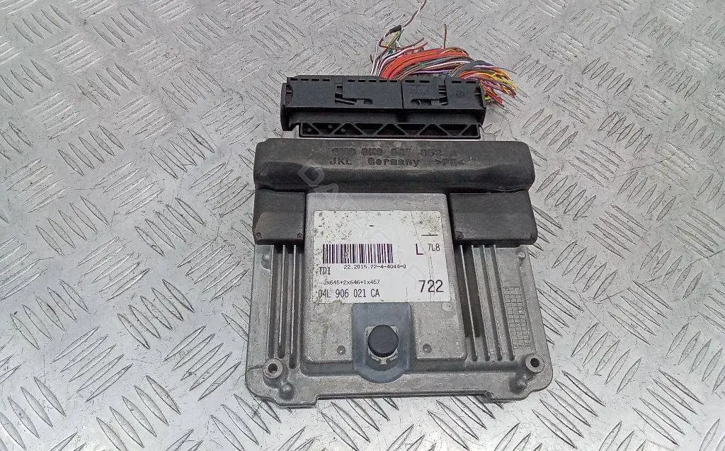 Блок управления двигателем 0281030909, 04L906021CA