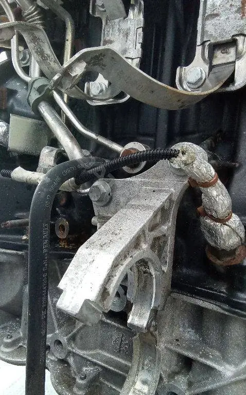 Кронштейн полуоси 4450331
