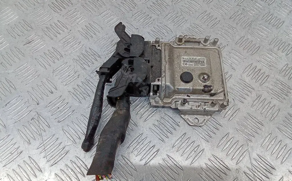Блок управления двигателем 0261S07325, 3392068K04