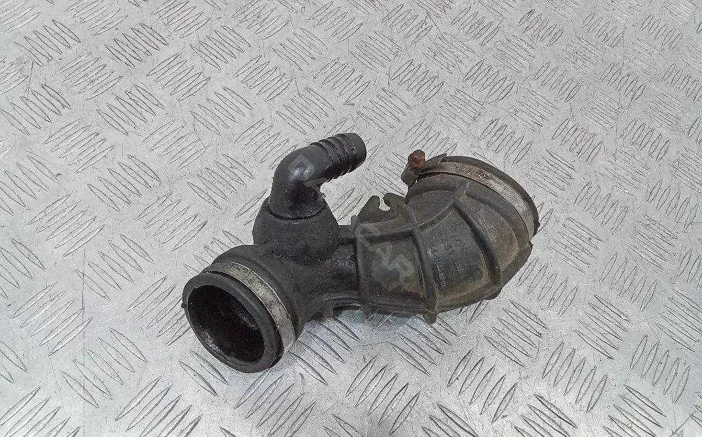 Патрубок воздушный 24441600
