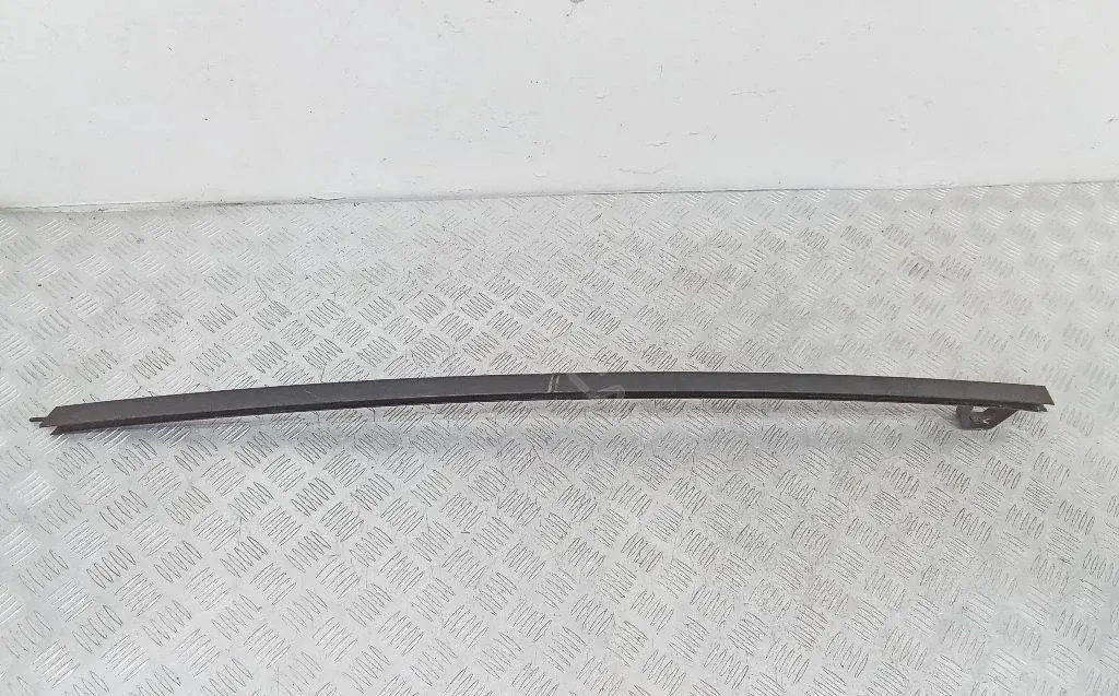 Направляющая стекла BK21-V22298-AH