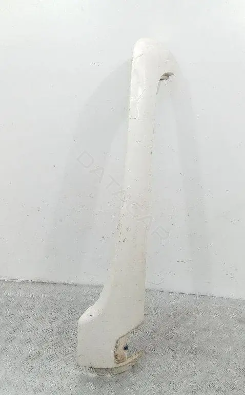 Молдинг лобового стекла 81624100127