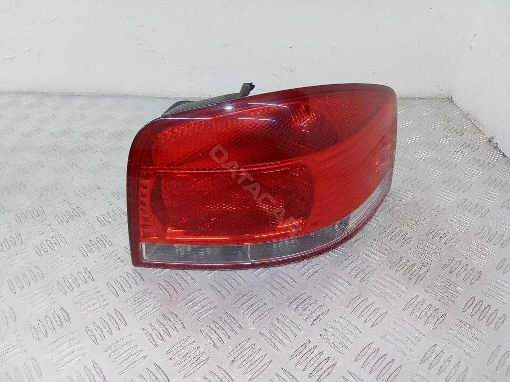 Задние фонари 8P0945096027S