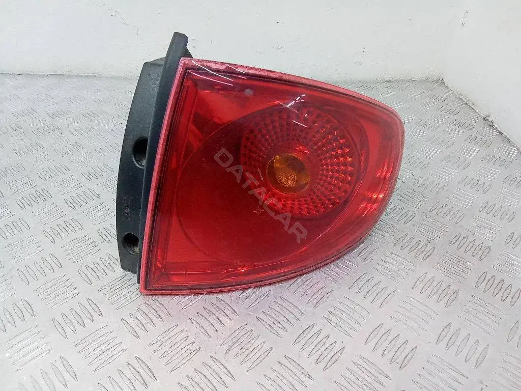 Задние фонари 5P0945096E