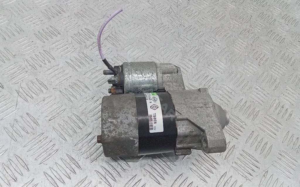 Стартер 8200369521