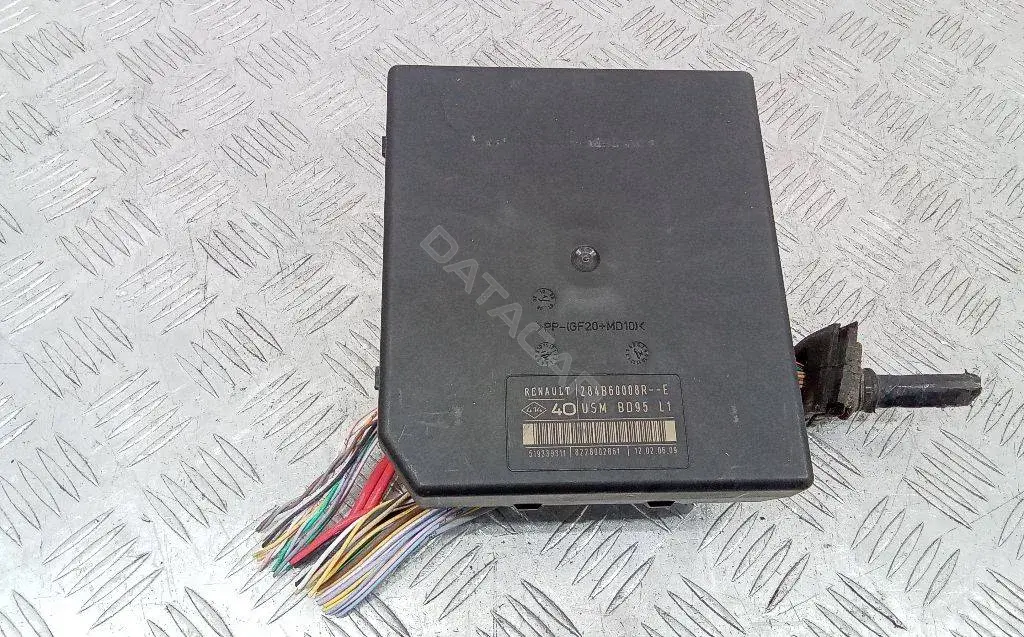Блок предохранителей 284B60008R