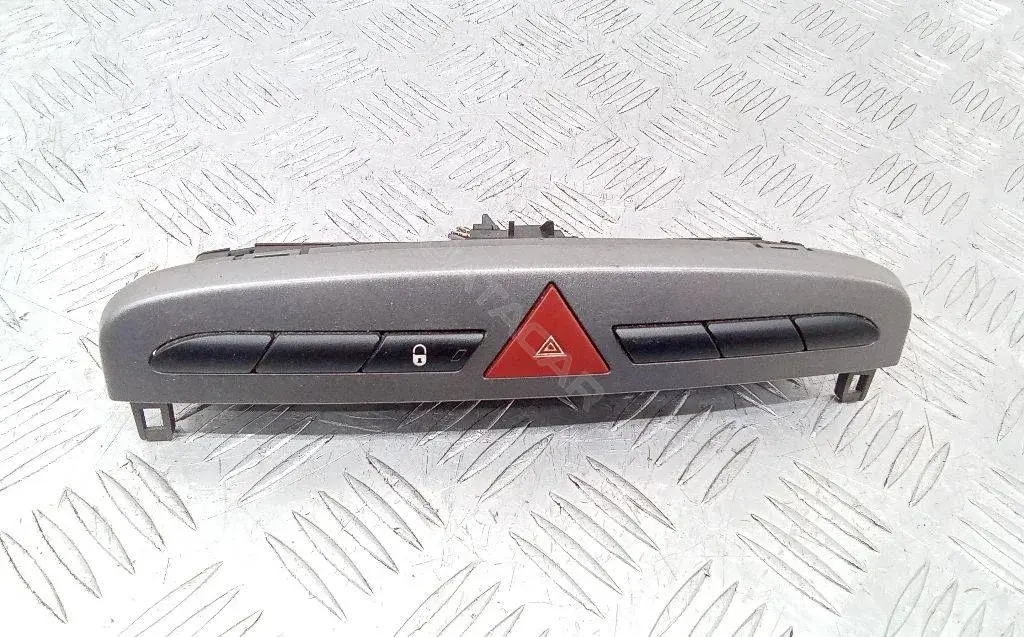 Кнопка аварийки 9659417177