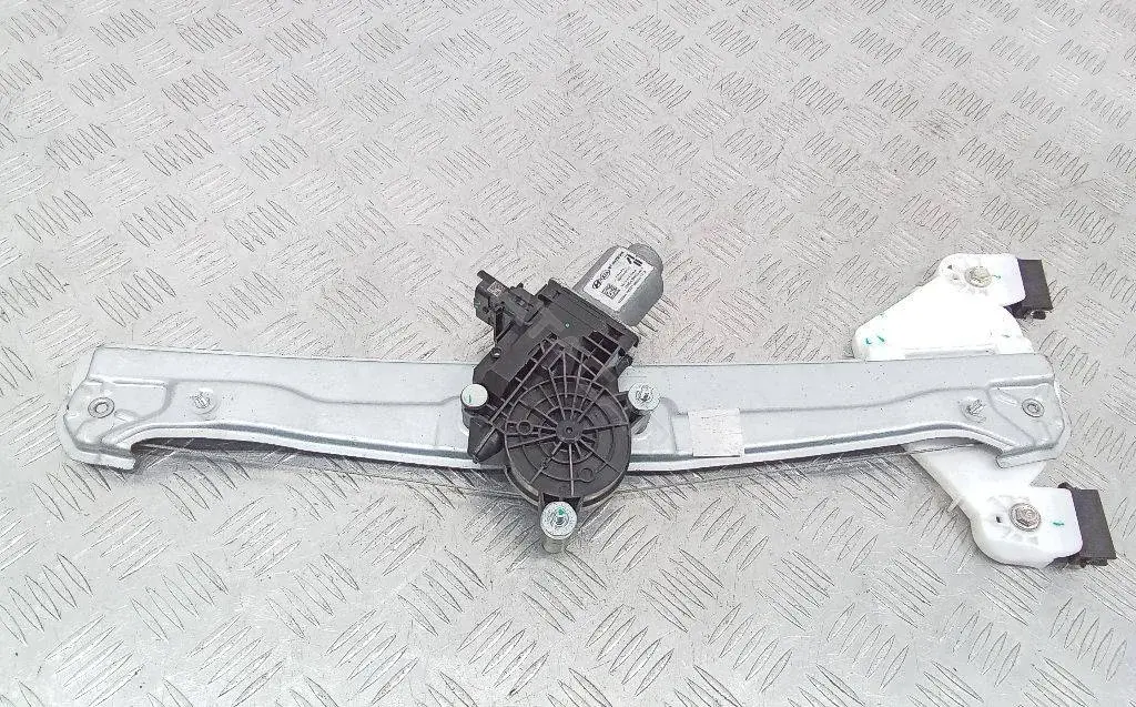 Стеклоподъемник 82450-N7010