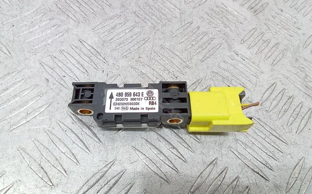Датчик удара 4B0959643