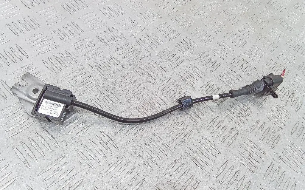Датчик ускорения 7L0907673