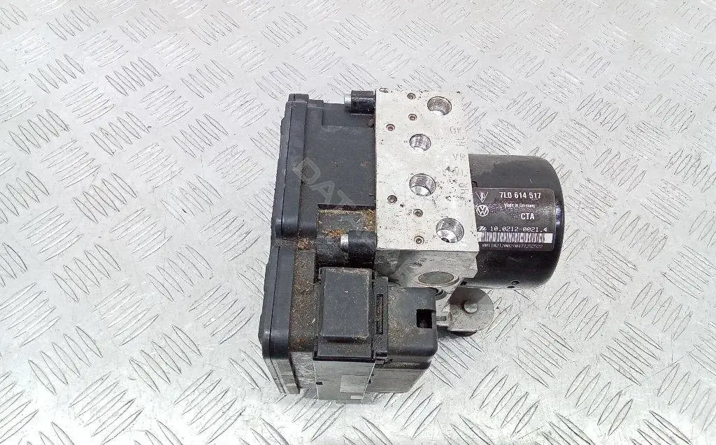 Блок управления АБС 7L0614517