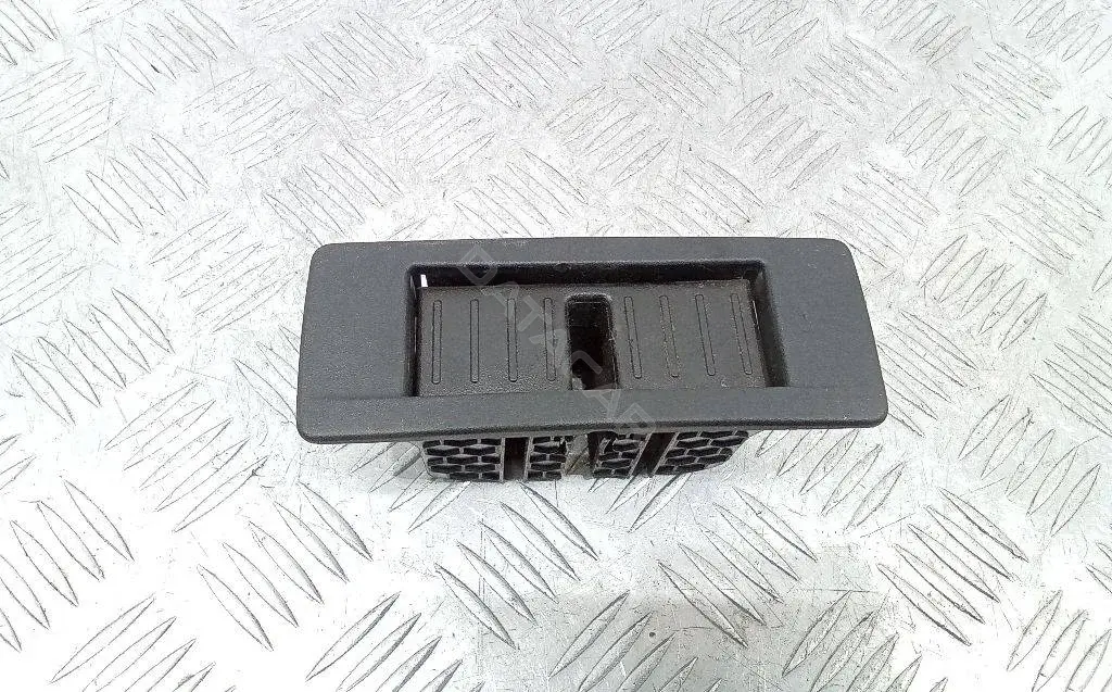 Пластик салона 905700006R