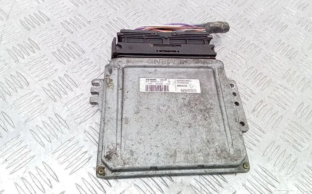 Блок управления двигателем 8200214973