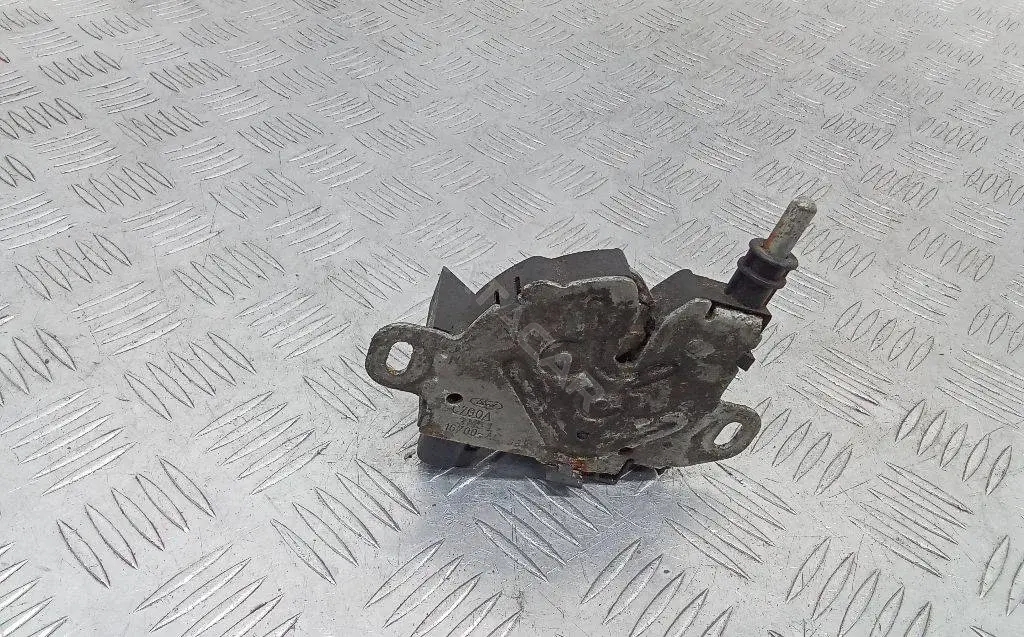 Замок капота 3M5116700AC