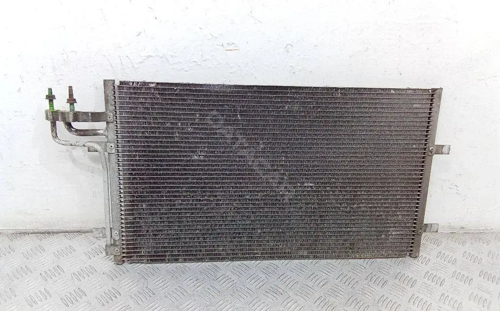 Радиатор кондиционера 3M5H19710CC