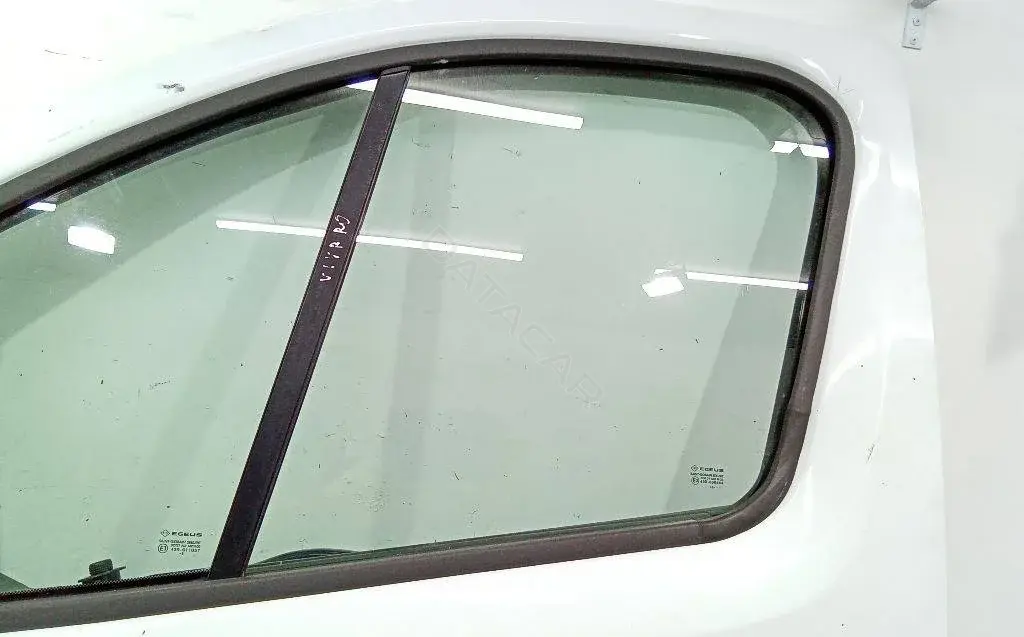 Стекло двери 43R-000464
